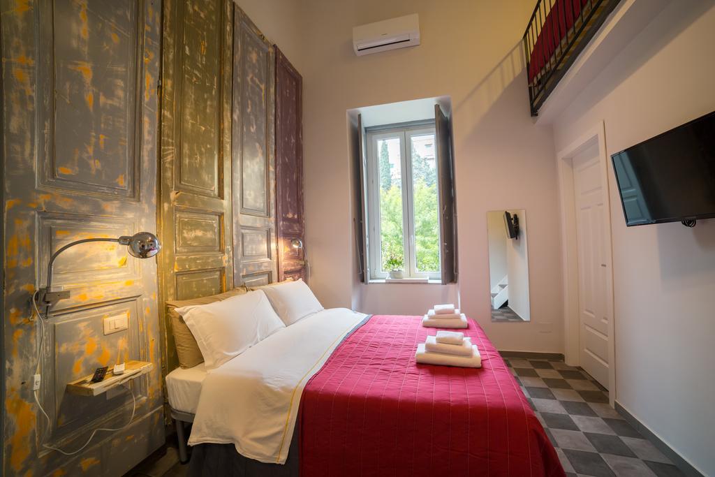 Bed and Breakfast The Foria House By House In Neapol Pokoj fotografie