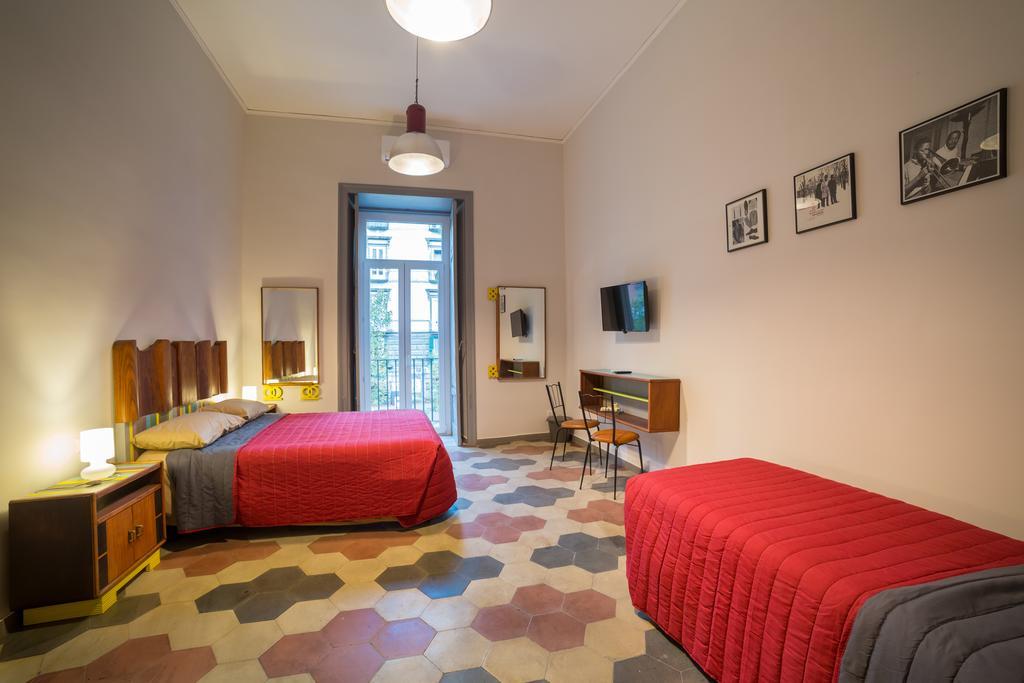Bed and Breakfast The Foria House By House In Neapol Pokoj fotografie