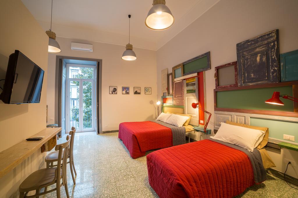 Bed and Breakfast The Foria House By House In Neapol Pokoj fotografie
